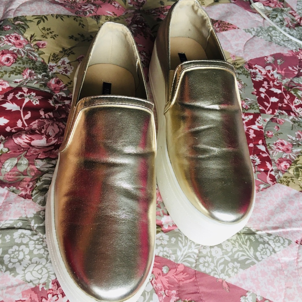 Shoes - Picture 3 of 3